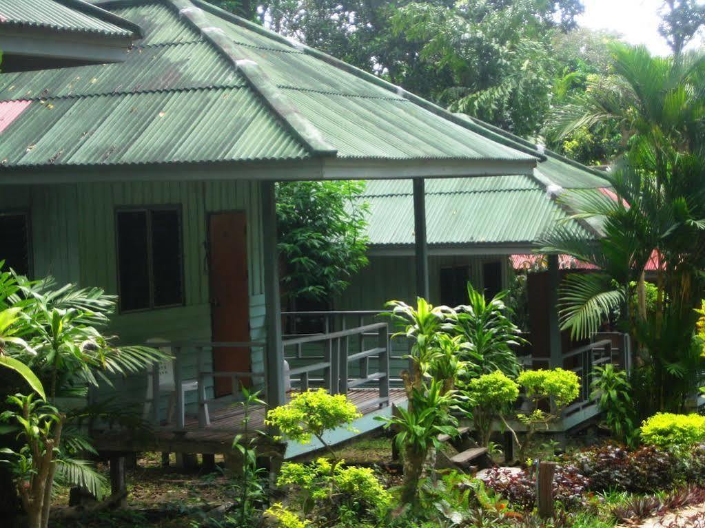 Chill Out Bar & Bungalow Railay Beach Exterior photo