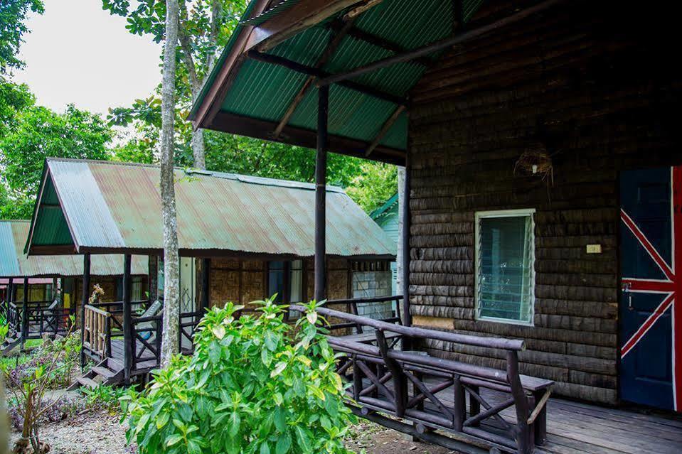 Chill Out Bar & Bungalow Railay Beach Exterior photo